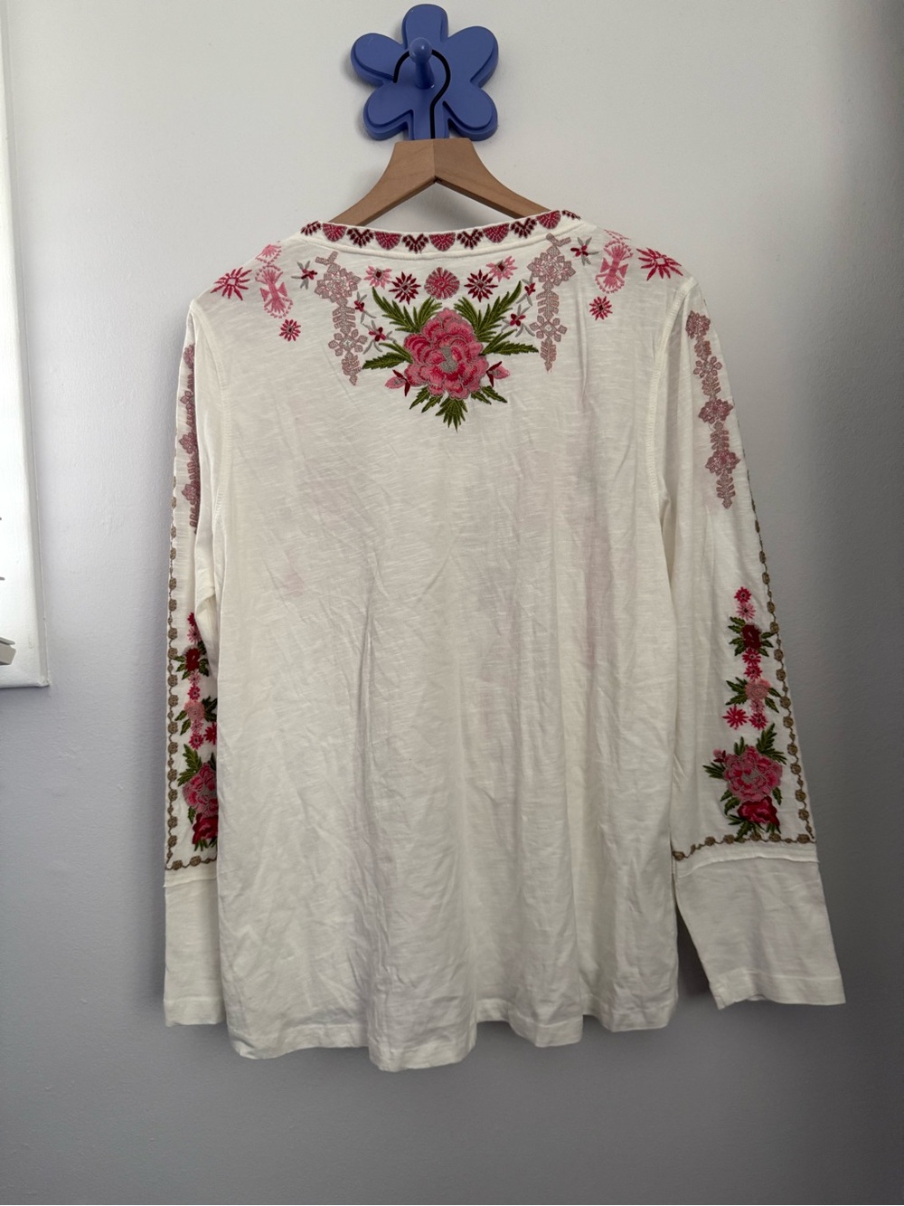 Sundance XL Glacier Garden Embroidered Long Sleeve Top White - Picture 3 of 6